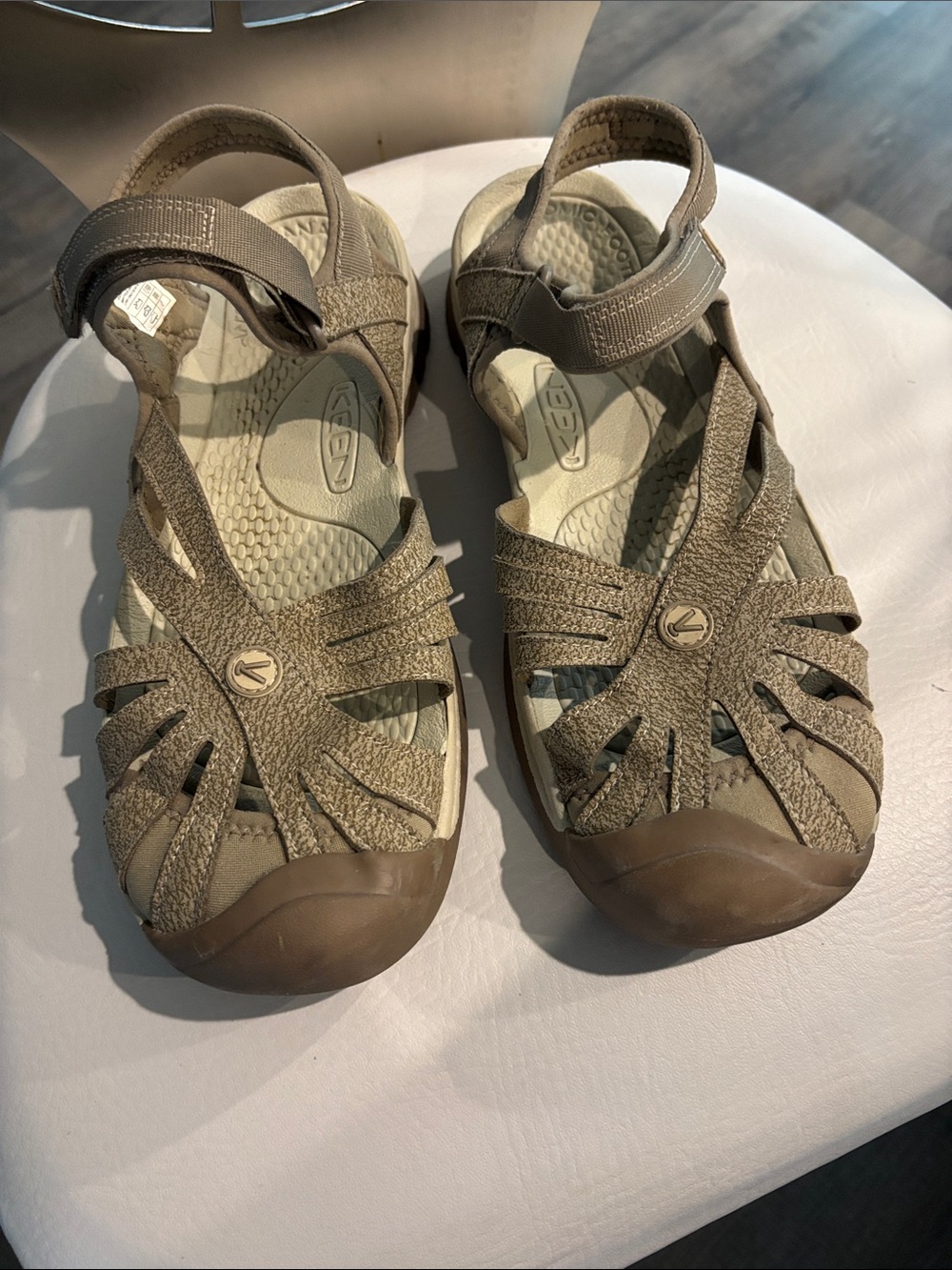 Keen Women’s Rose Sandal Brindle/Shitake size 10.5 Preowned Velcro Closure
